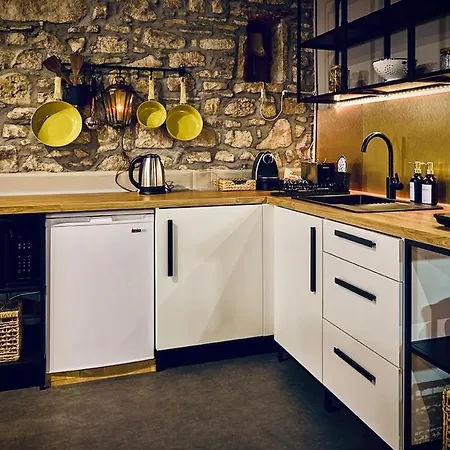 Apartment Le Caveau Henri