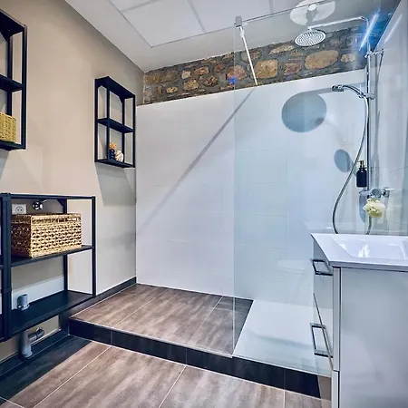 Le Caveau Henri Apartment