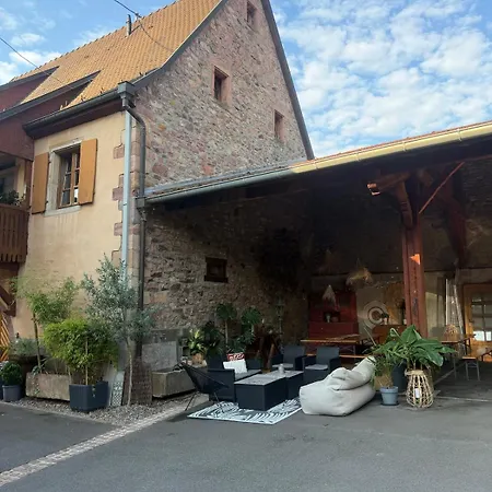 Le Caveau Henri Apartment *